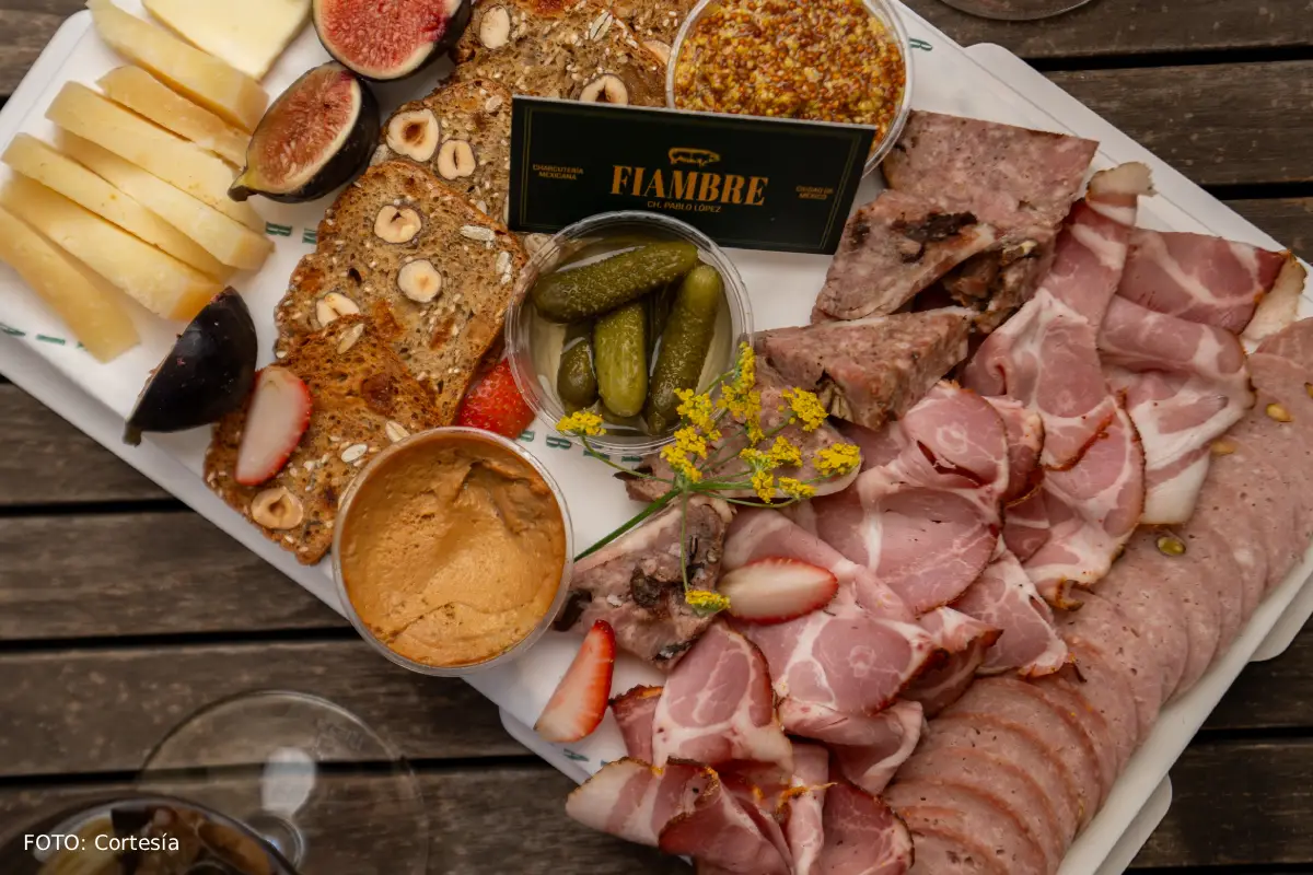 Fiambre celebra quesos, vinos y charcutería en una Cena Maridaje