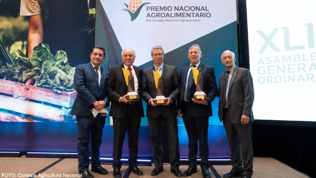 Dragón se consolida como líder de innovación en el agro mexicano